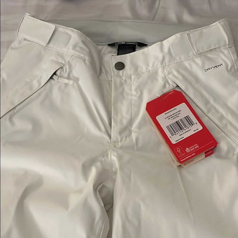 Northface white brand new 14/16 ski pants